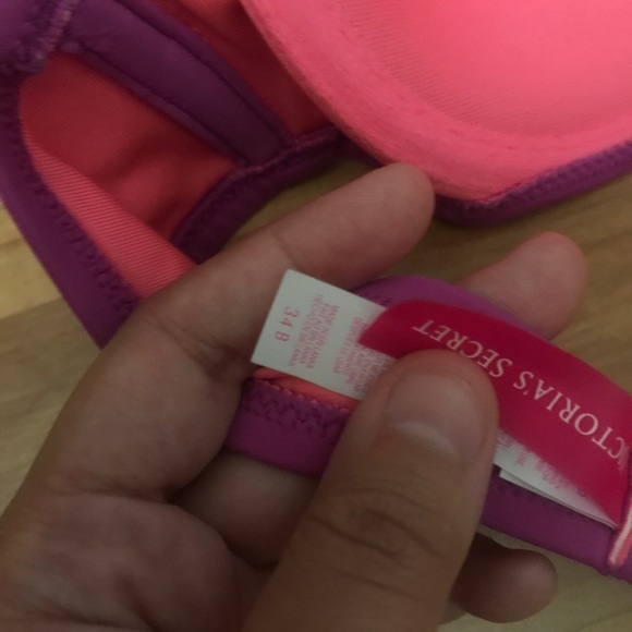 Victoria’s Secret bathing suit top! Size: 34B - Picture 3 of 3